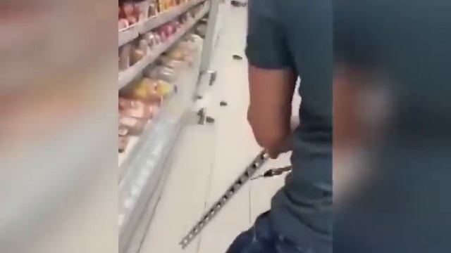 Крысы в "Пятёрочке"