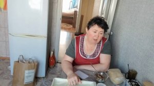 Жду мужа,леплю вареники.Вышла в отпуск.