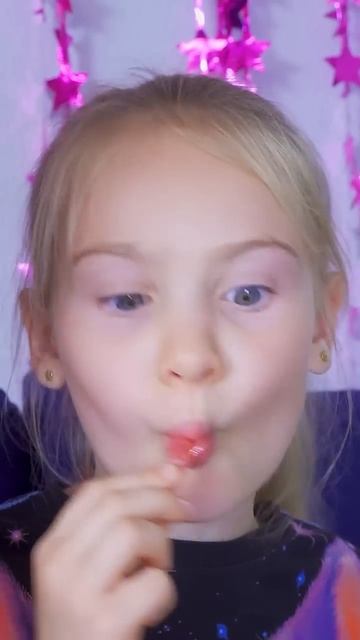 Старшый брат испортил еду 😡😱🤯 #funny #comedy смотреть онлайн