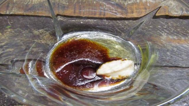 Салат из редиса и огурца с хреновой заправкой