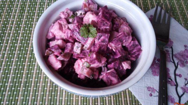 Салат из свеклы и куриного филе