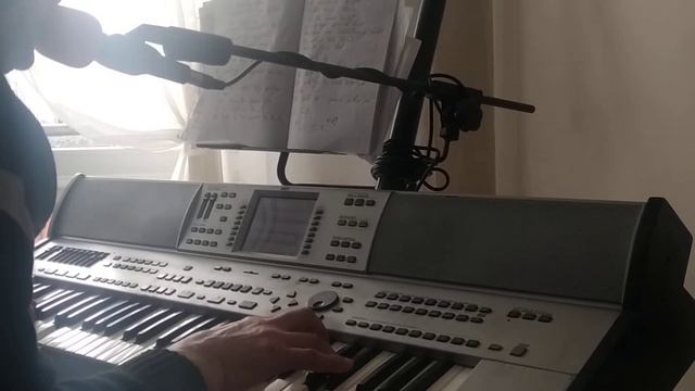 KRZYSZTOF KRAWCZYK BO JESTEŚ TY WERSJA DANCE смотреть онлайн