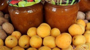Абрикосовая начинка для пирогов с орехами и пряностями