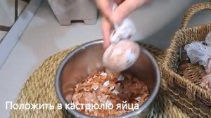 Мраморные яйца на Пасху в луковой шелухе