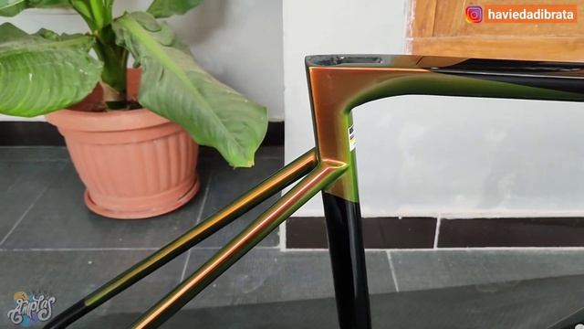 Custom Paint Wdnsdy AJ5 Black Mica Chameleon смотреть онлайн