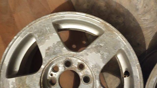 Диски ВСМПО  R14 4x108  по 2500 руб. за штуку