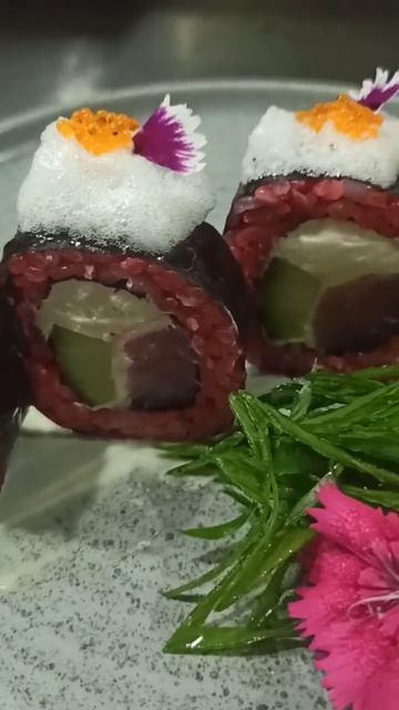 tuna cream cheese roll#sushi#cheflife