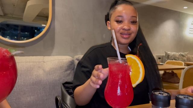 #vlog: a few days in Durban ✈️ ,girls trip | travel | lots of cocktails lol | South African YouTube смотреть онлайн