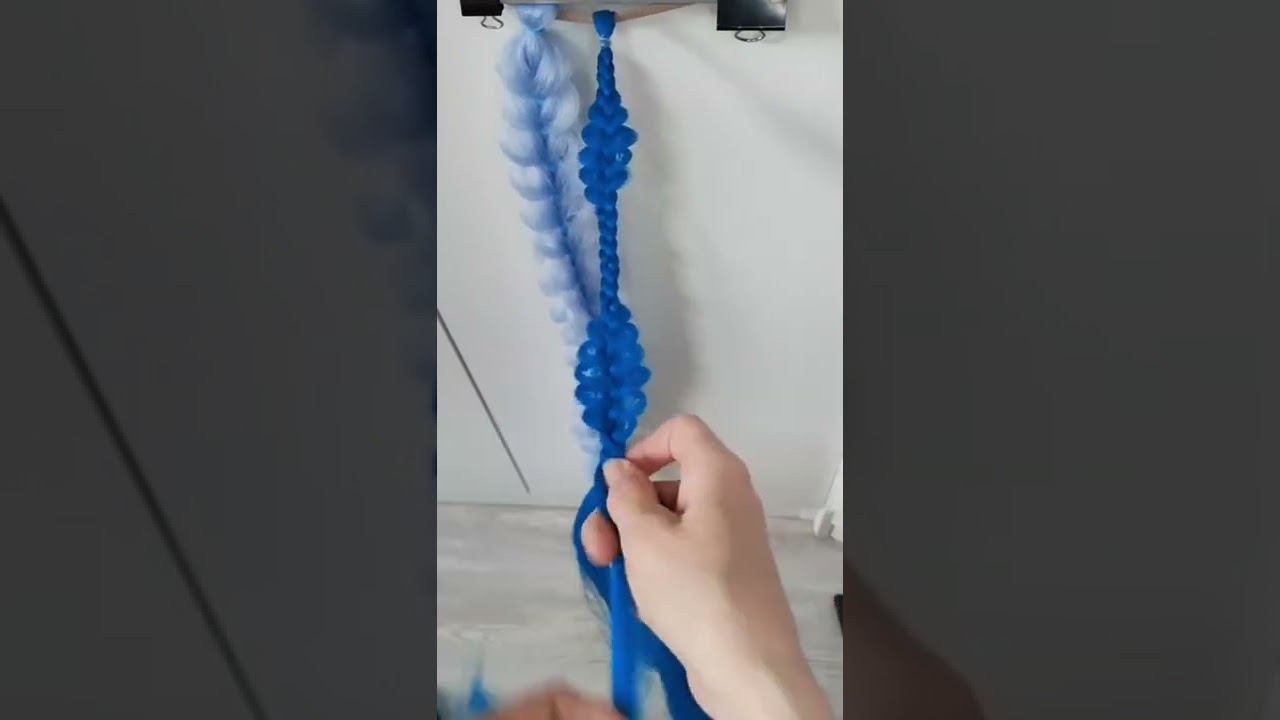 Украшение из канекалона от Елены Рукавишниковой  #аквагрим #детскиепричёски #детскиепраздники