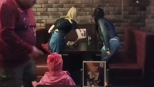 Выход в свет, суши 🍣 на ужин смотреть онлайн