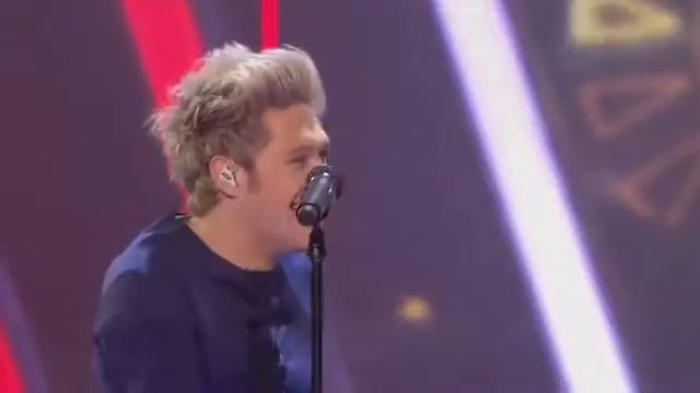 Пародия на Гарри Стайлса реакция парней смотреть онлайн