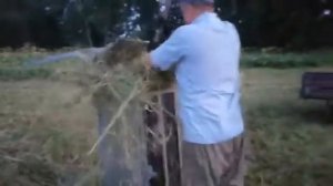 Пресс для тюкования сена ручной.