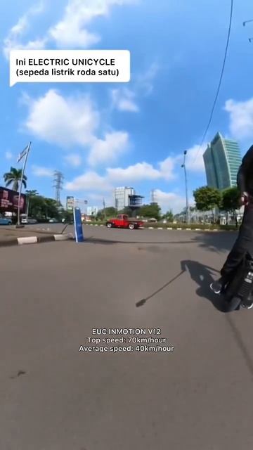 Mobil listrik dan roda listrik (Wuling Air EV & In Motion V12) смотреть онлайн