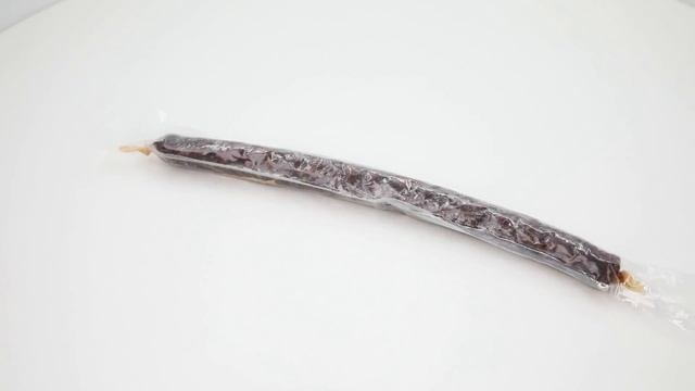 Колбаса сыровяленая из ОЛЕНЯ с брусникой, вак.уп. ВЕС 360