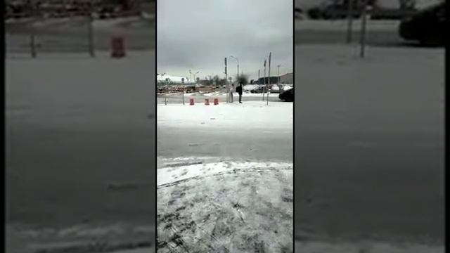 Damadedova Airport, Moscow, Russia | Covered all over with snow😮!! | It's Fun Time Channel ☺️ смотреть онлайн