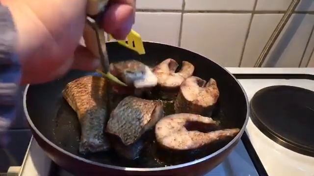 Azərbaycan mətbəxi--- BALIQ SIRDAĞI  Dietik və çox ləzzətli balıq yeməyi.