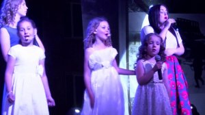 Снится сон - Елизавета Зданевич, Оксана Погодина и детский хор