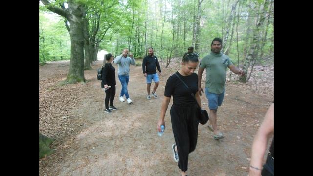 77 HD SINGH IRENA 2019 FIETSDAGJE MET FAMILIE BIKE DAY WITH THE FAMILY смотреть онлайн