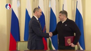 Денис Паслер подписал соглашение с Росавтодором о развитии автодорог в Свердловской области