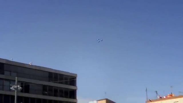 T-Mobile Angry Birds Live In Barcelona смотреть онлайн