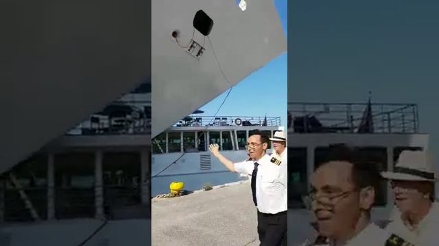 Ни чего так лайнер припарковался смотреть онлайн