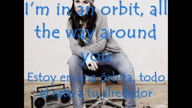 Lena Meyer - Satellite [English & Spanish] смотреть онлайн