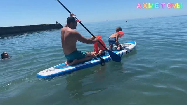 Спускаем новый САП в море. Мамайка. Пляж Русалочка. 3 июня 2024г. Черное море СОЧИ. Многодетные