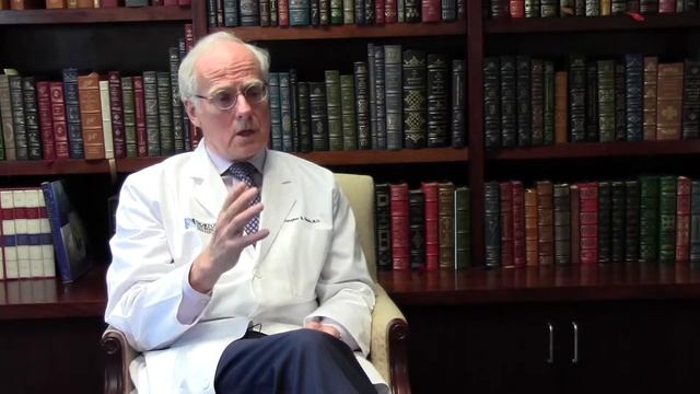 How is lumbar spinal stenosis diagnosed? | Norton Neuroscience Institute смотреть онлайн