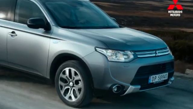 Iespaidīgā Mitsubishi trijotne - Pajero, Outlander un ASX! смотреть онлайн
