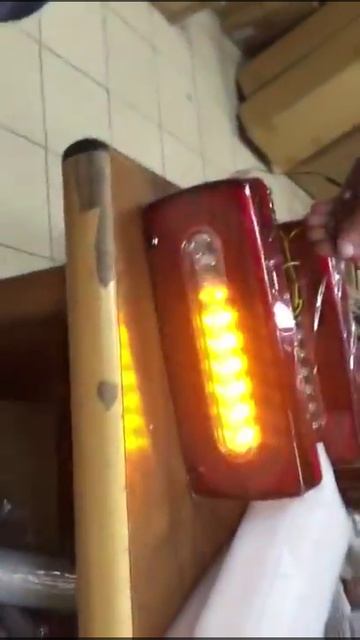 Фонари задние динамические для Mercedes Гелендваген G463 смотреть онлайн