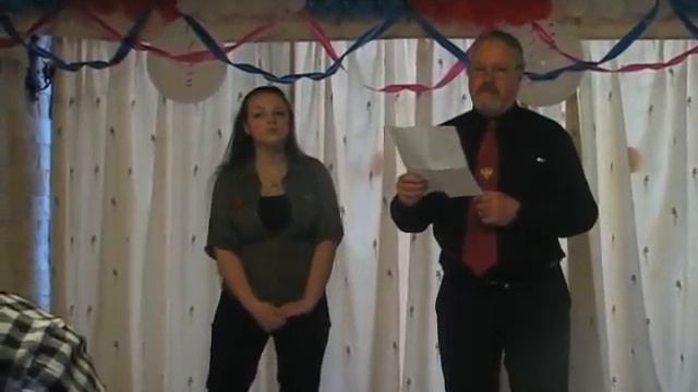 Mila and Henk sing "Журавли" and "Ех, Дороги" at Victory day concert. смотреть онлайн