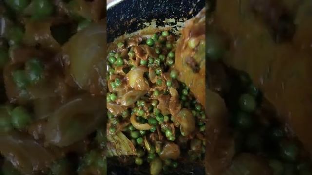 mattar paneer dum wale chawal#matar wale biryani style cooked rice....in desighee  pt1