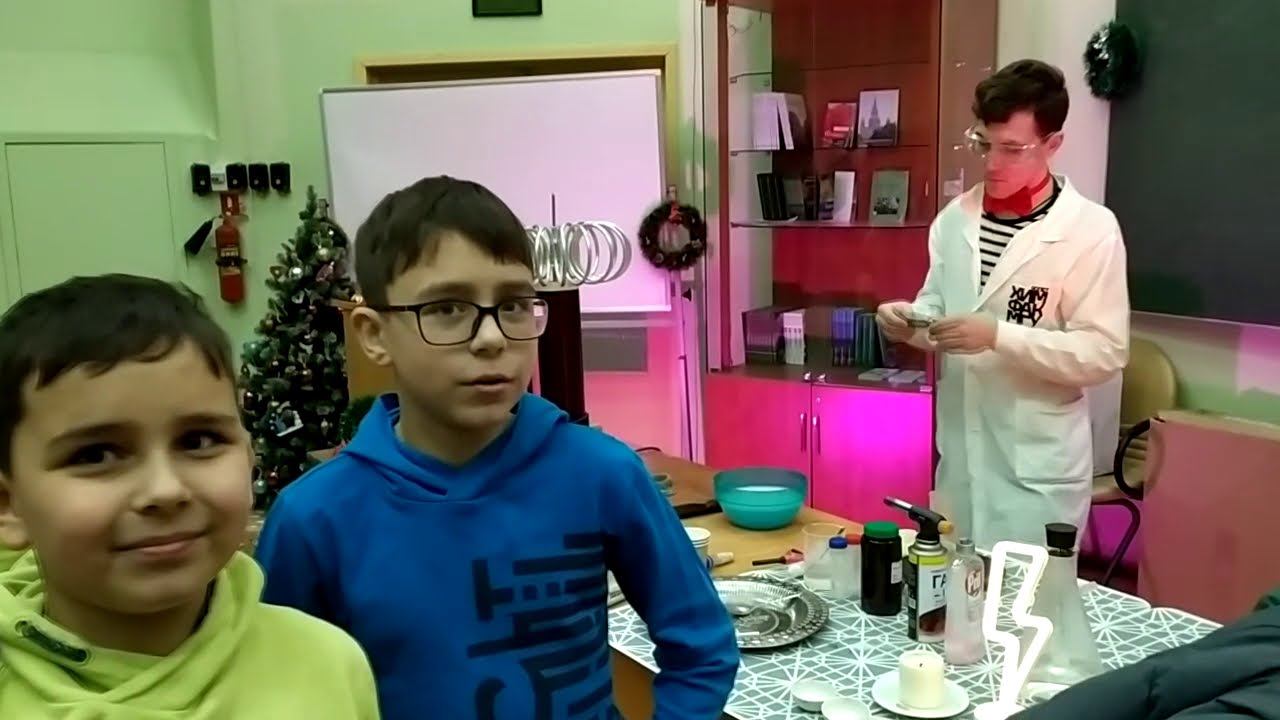 140 Поддерживаю всеми руками и ногами! Мама с мальчиками о научном шоу смотреть онлайн