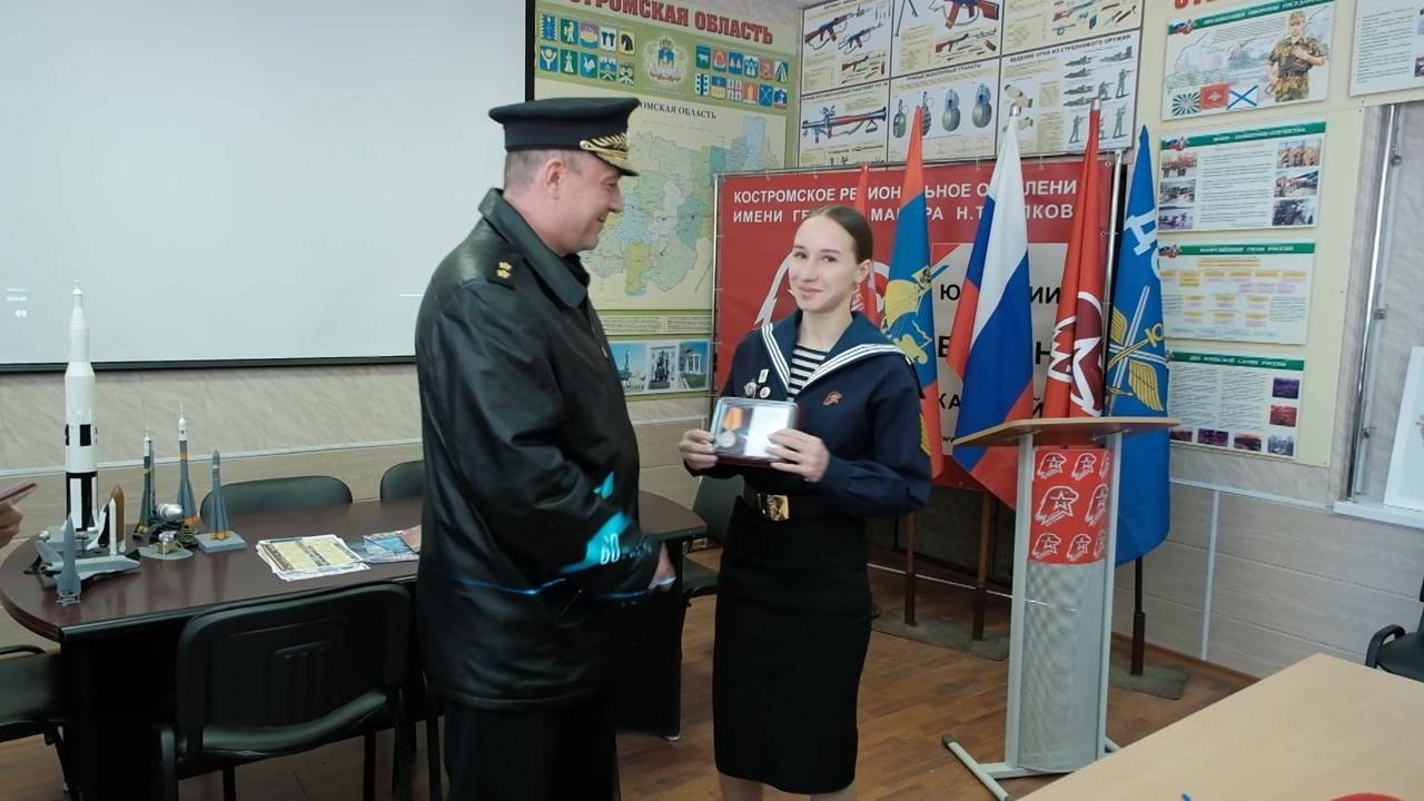 Комиссия Минобороны продолжает изучать систему патриотического воспитания в Костромской области