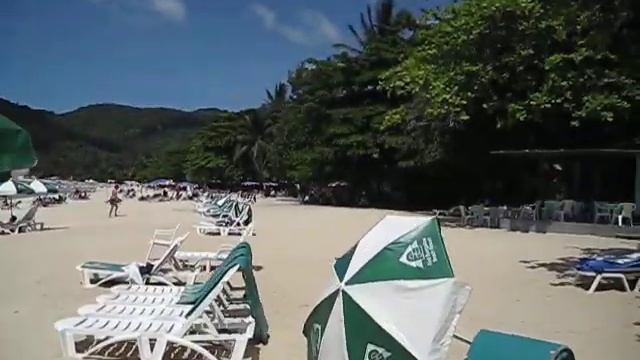 From Bungalow to Beach смотреть онлайн