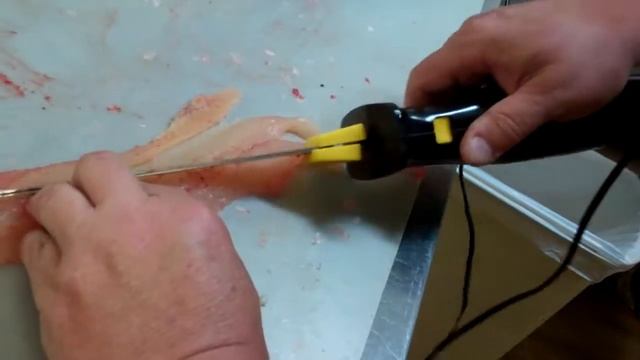 Brother Steve shows us how to take out the Y bones out of Northern Pike! смотреть онлайн