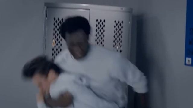 Робби в тюрьме 👿!(cobra kai) смотреть онлайн