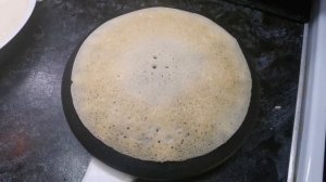 "Блины". Приехала внучка. // Дед печёт блины.