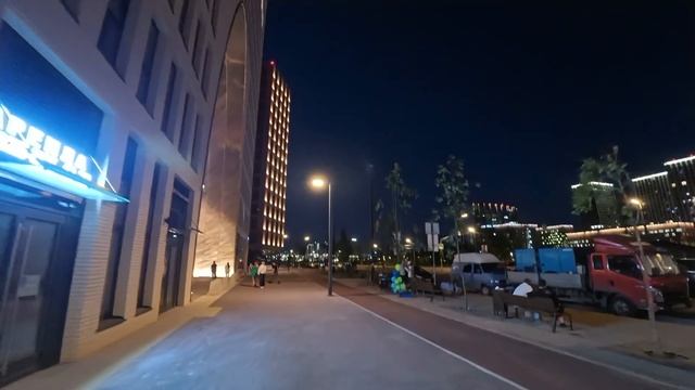 Велоэкскурсия.Вечерний тихий ЖК ЗИЛАРТ. Night and Quiet ZIL Residencial Complex. смотреть онлайн