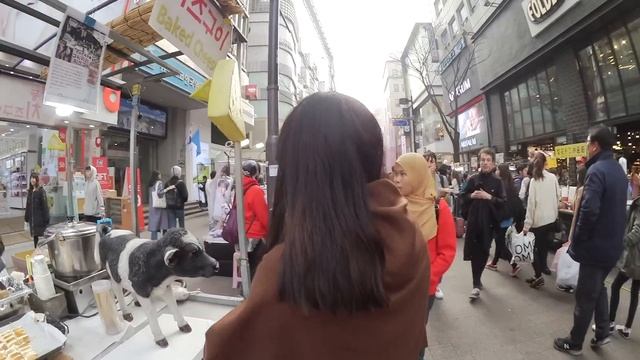 KOREA Vlog #2: MYEONGDONG & HONGDAE: Food Trip, Lotte Mart & Shopping in Seoul! ❤️🇰🇷 | Raych Ramos