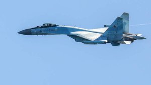 Истребитель Су-35С выполнил задачу по сопровождению авиации в Курской области