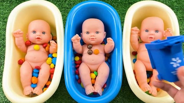 Experiment: Balloons of Fanta, Pepsi, Sprite, Mtn Dew, Sodas, Coca-Cola vs Mentos in Big Undergroun смотреть онлайн