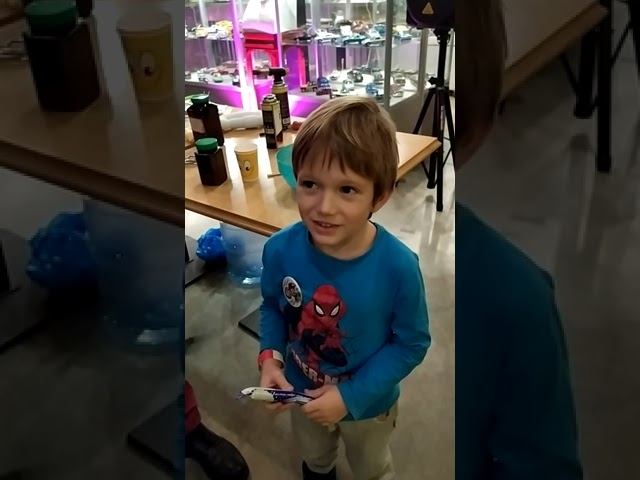 150 Весело, ярко, очень занимательно! Папа и малыш о научном шоу ЭКЗО смотреть онлайн