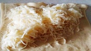 Слойки с сыром