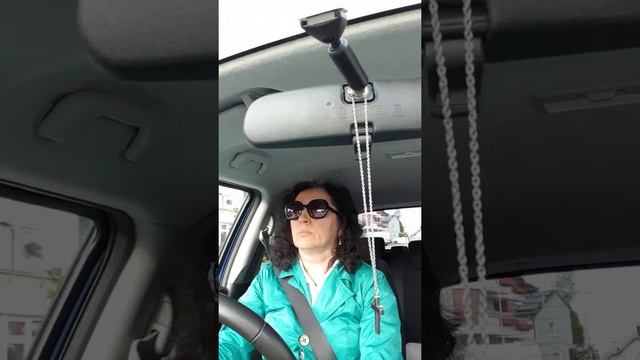 НУ ЧТО КРАСИВАЯ ПОЕХАЛИ КАТАТЬСЯ...