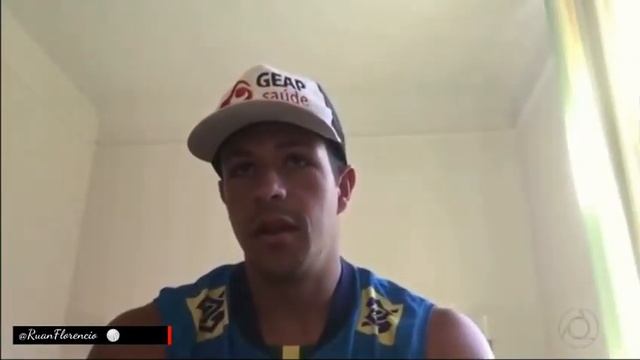 Ivan Perisic, do Inter de Milão, também é craque no vôlei de praia смотреть онлайн