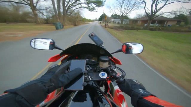When to Upgrade from 600cc to 1000cc! Honda CBR600rr Motovlog #70 смотреть онлайн