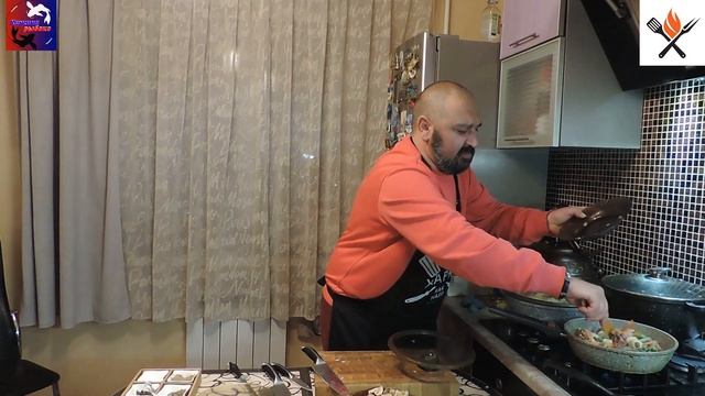 Хижина рыбака " КУХНЯ" ( Тушеная курица с гарниром из риса)