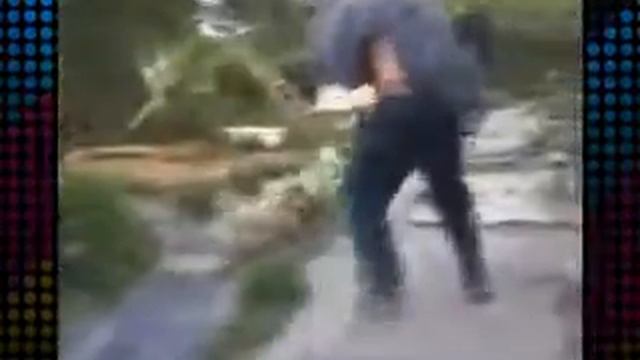 собаки против лопуха смотреть онлайн