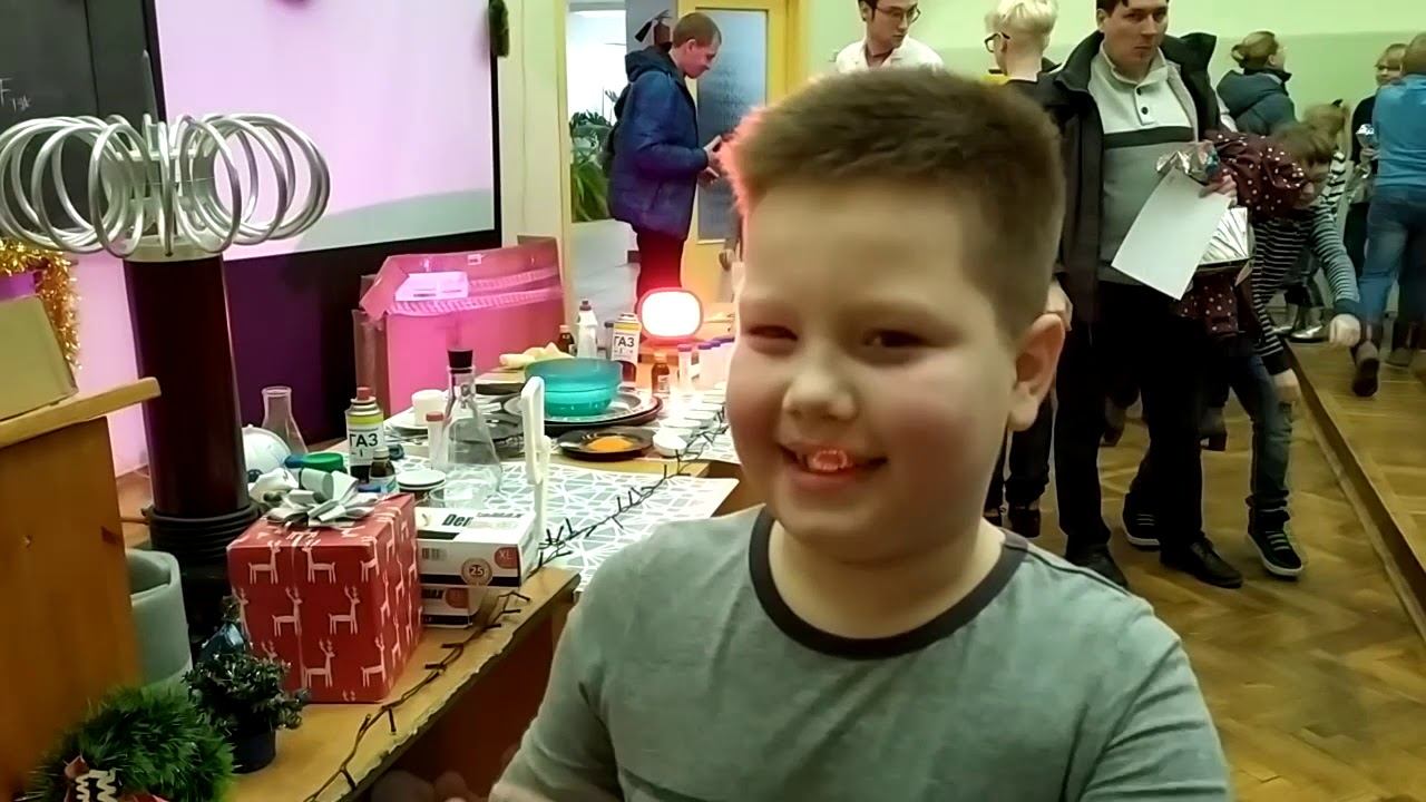 50 Понравилось как дымок пускали и ещё водород! Умник о Научном шоу смотреть онлайн